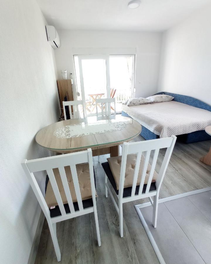 Casa Del Olivo Lägenhet Tučepi Exteriör bild