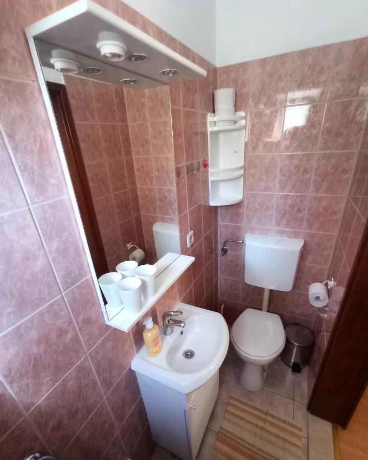 Casa Del Olivo Lägenhet Tučepi Exteriör bild